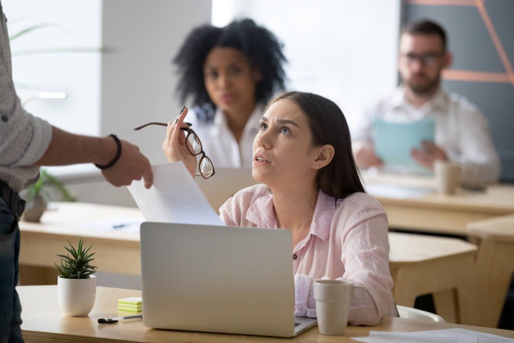 Cómo probar discriminación racial en el trabajo en Nevada