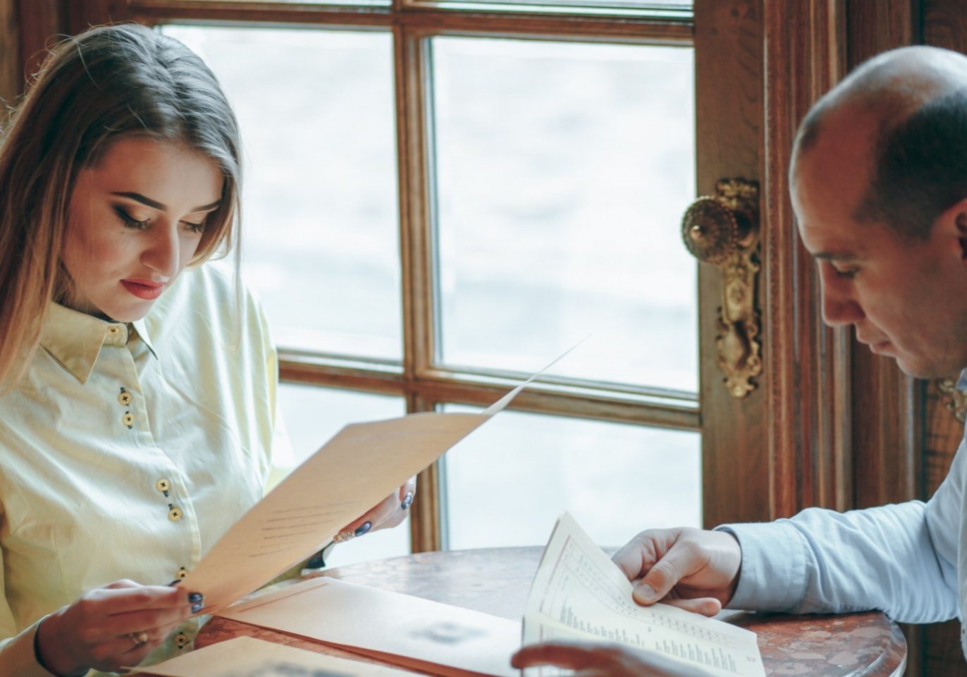 severance agreement terms in Nevada shown in an employee's separation agreement with compensation and release clauses